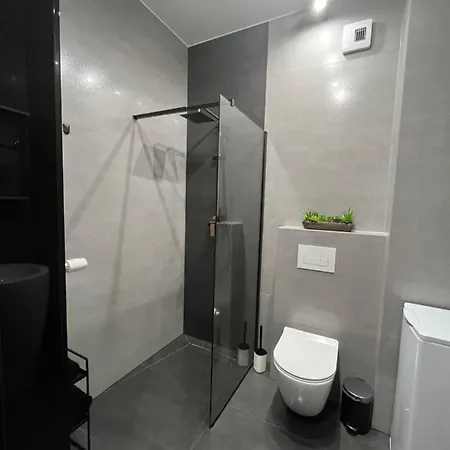 Apartament Nova Klonova Kielce Exterior photo